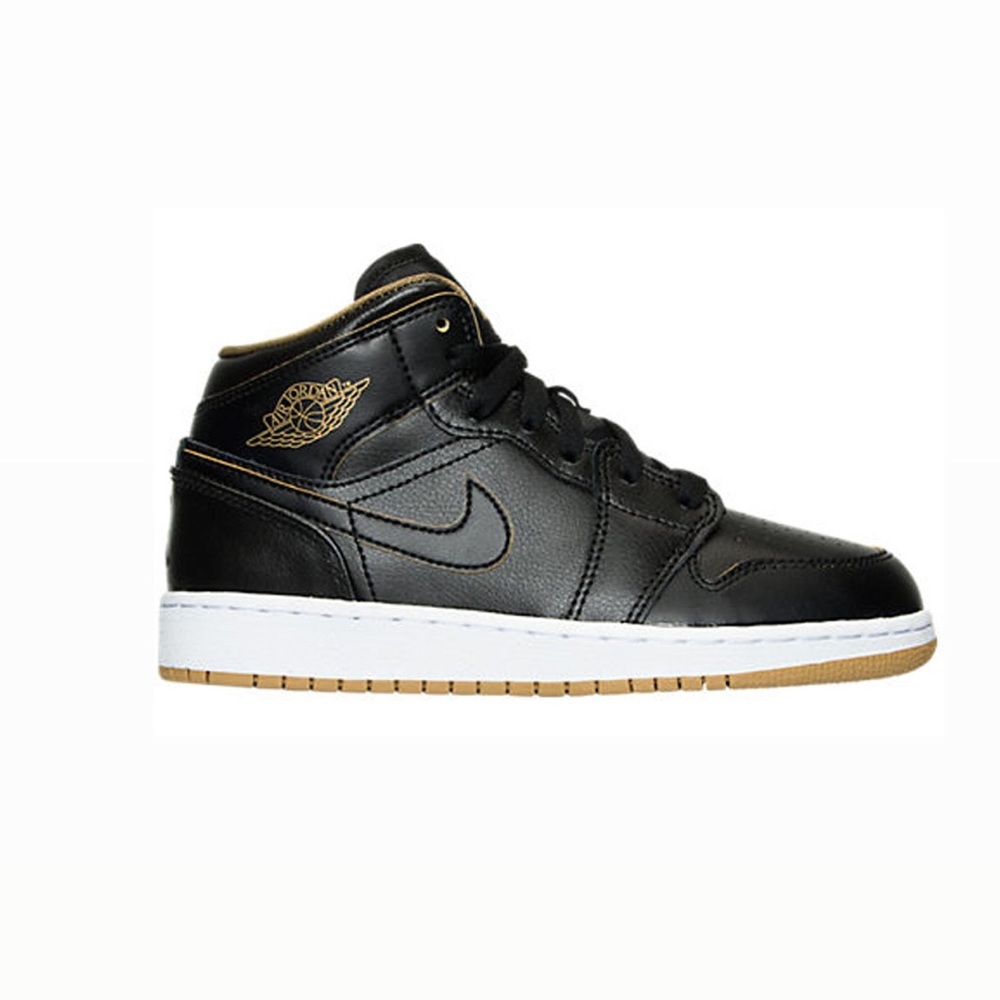 Air Jordan 1 Retro High OG Nike Nike Shoes Youth 7 / Women’s 8.5
